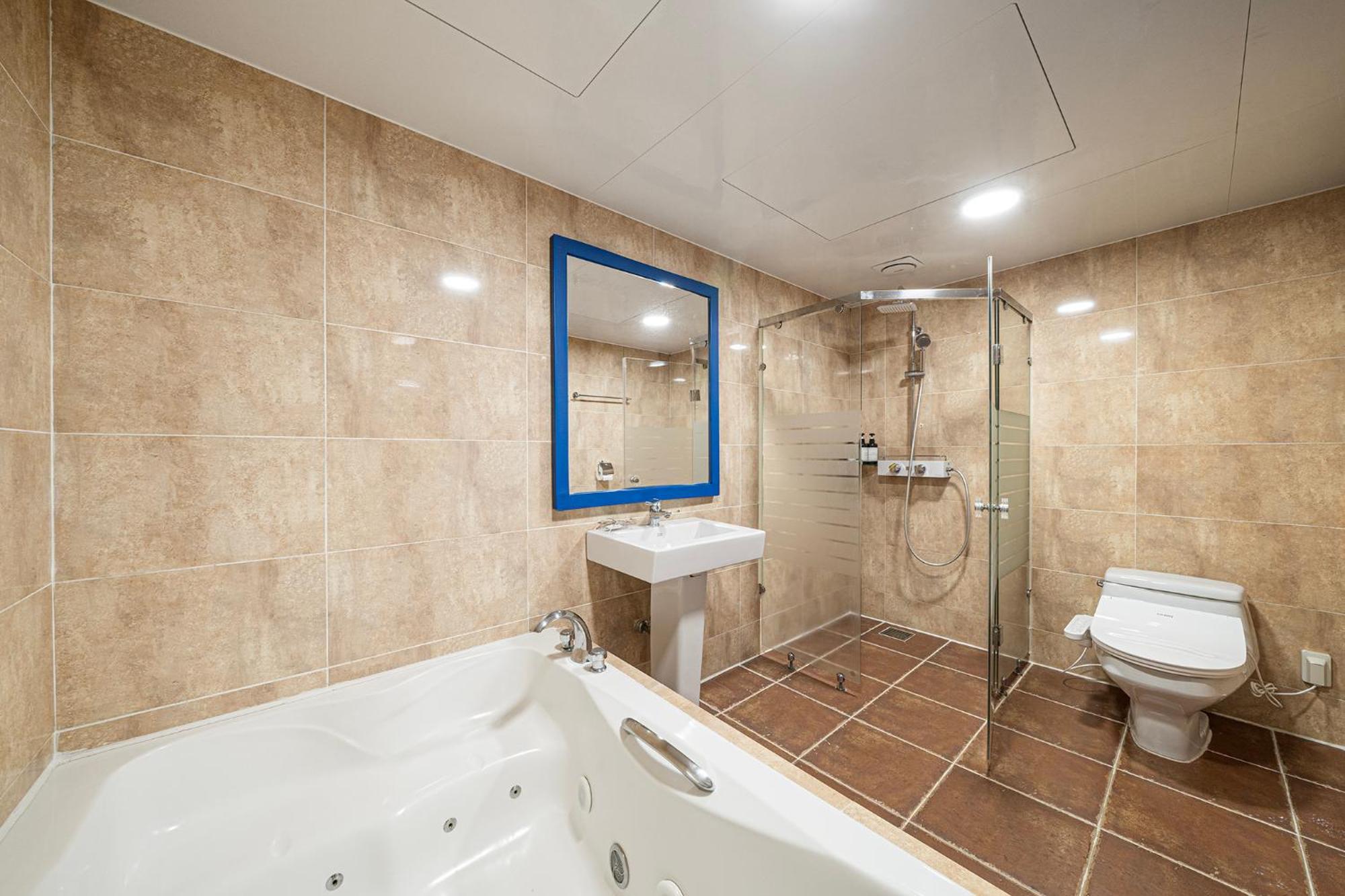 Noblesse Hotel Čedžu Exteriér fotografie