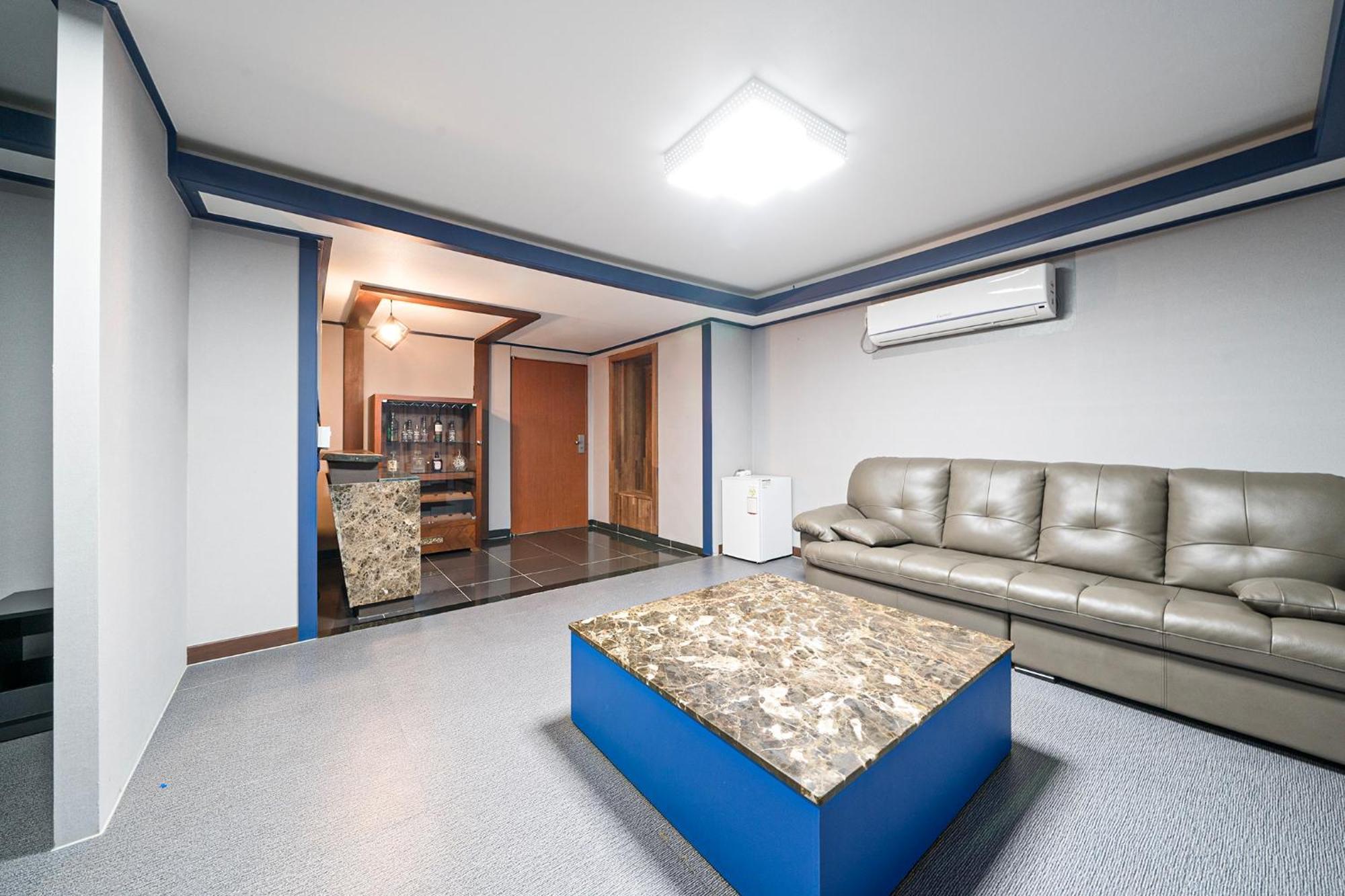 Noblesse Hotel Čedžu Exteriér fotografie