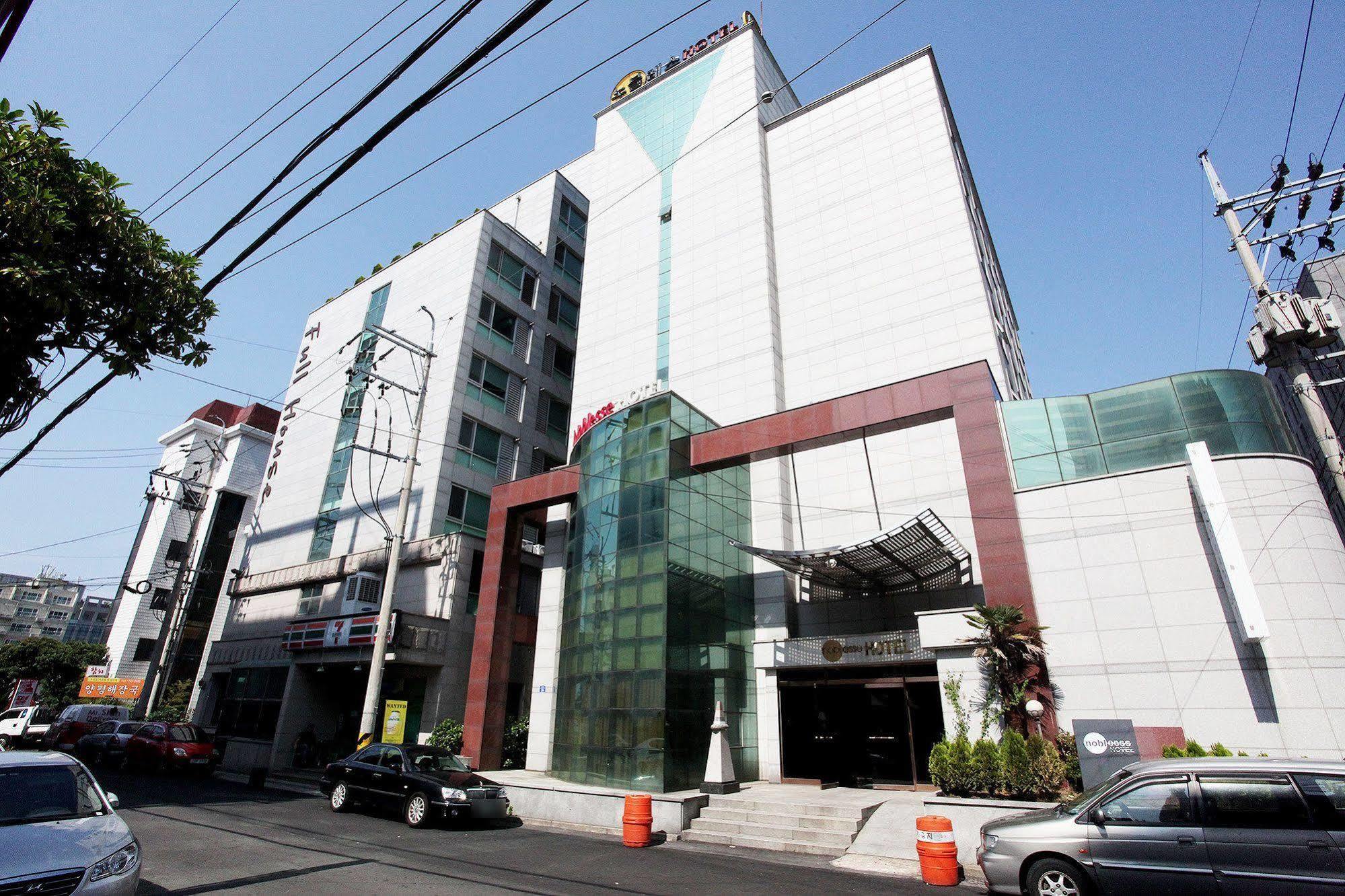 Noblesse Hotel Čedžu Exteriér fotografie
