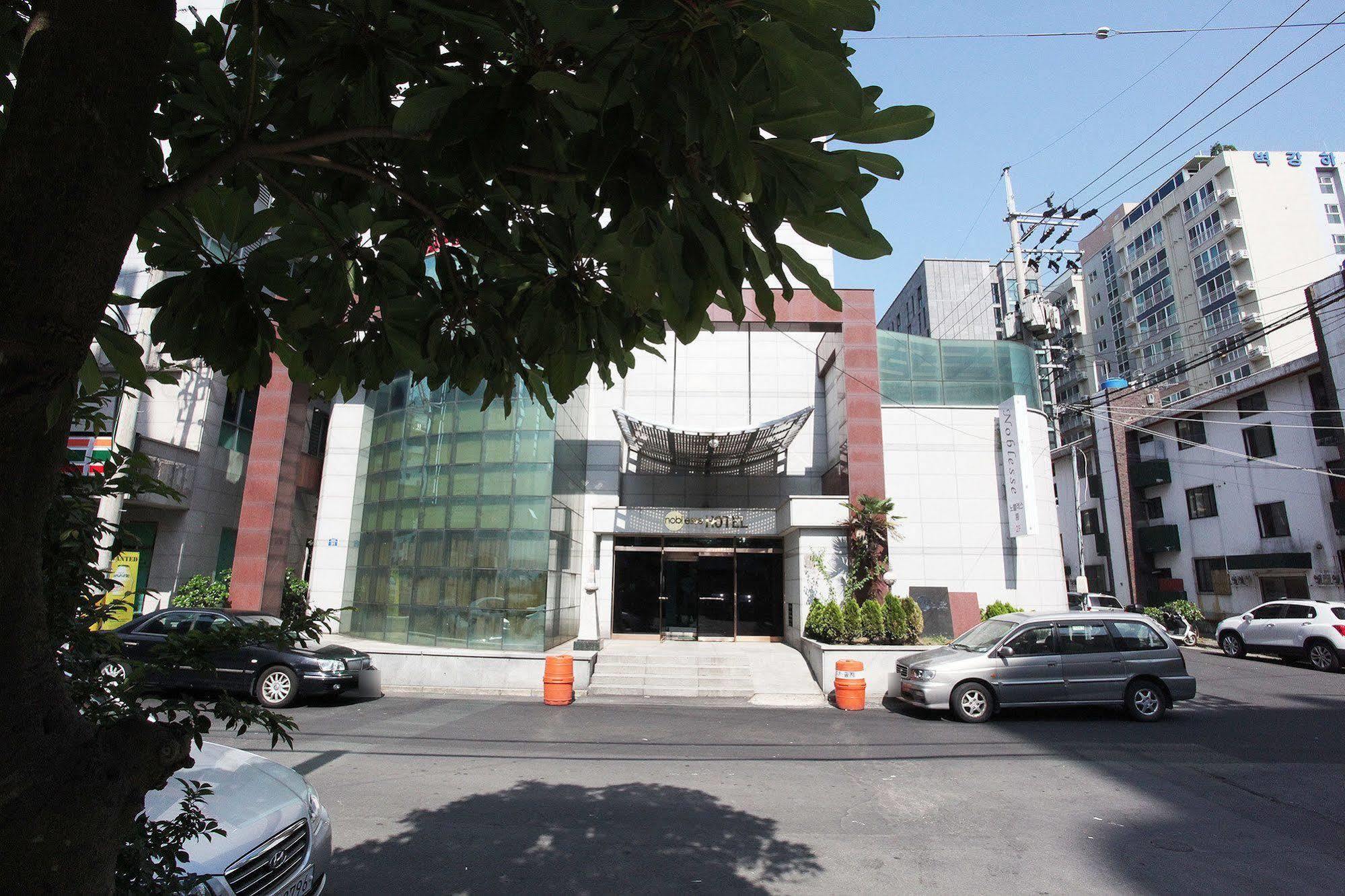 Noblesse Hotel Čedžu Exteriér fotografie